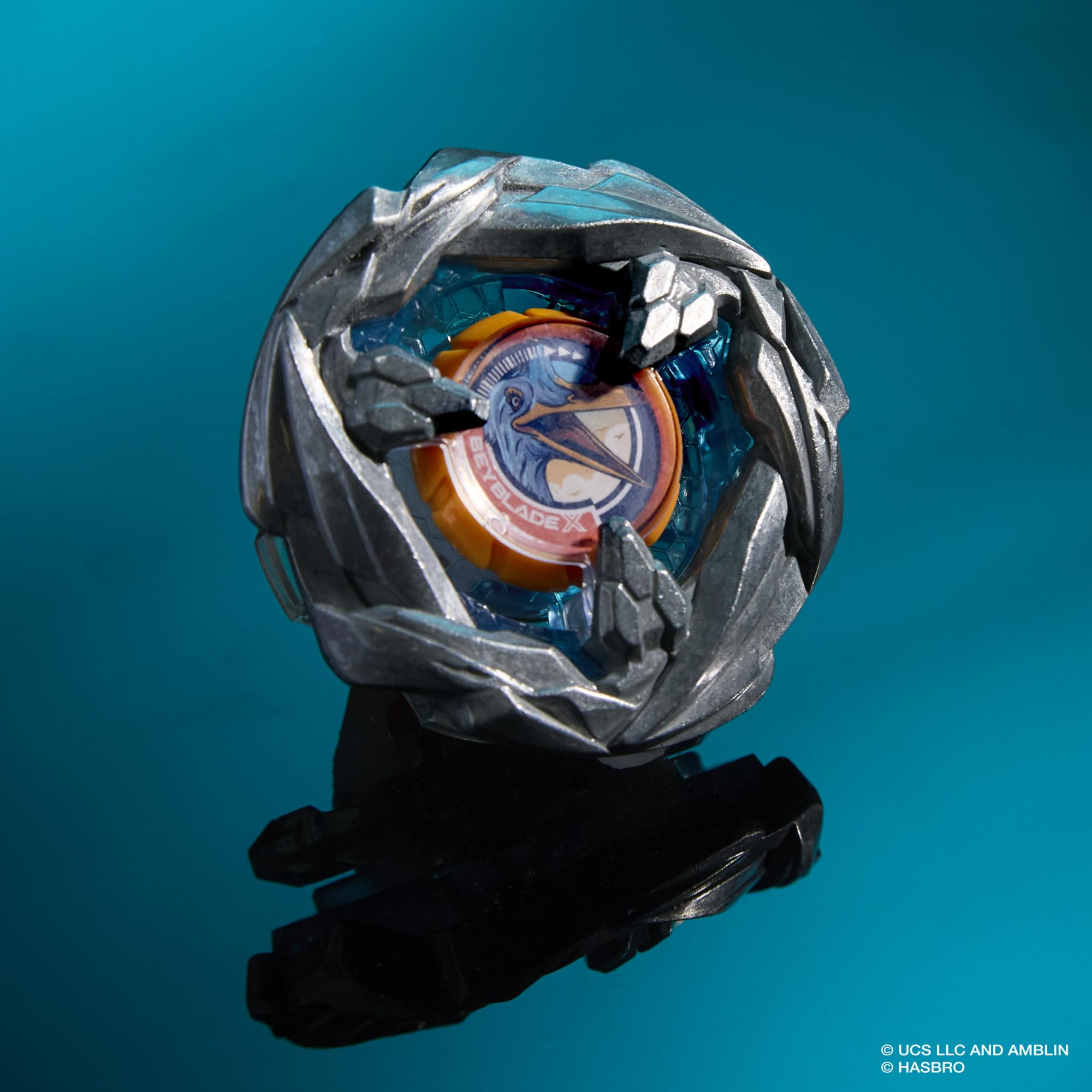 Hasbro Beyblade X Jurassic World Collab Spinosaurus vs. Quetzalcoatlus Multipack Set