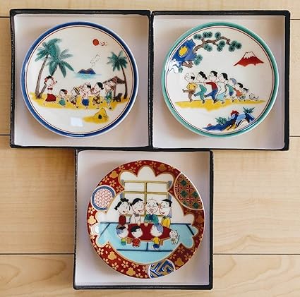Amazon Co Jp サザエさん展 限定 九谷焼 豆皿 3点セット Kitchen Housewares