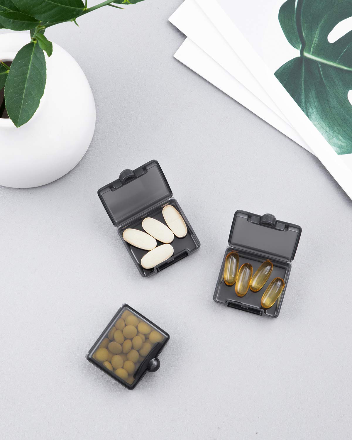 Barhon Small Pocket Pill Case(3 Pack), Daily Single Pill Box Organizer Portable for Purse Travel, One Day Mini Pill Container for Pills Vitamin Fish Oil Supplements