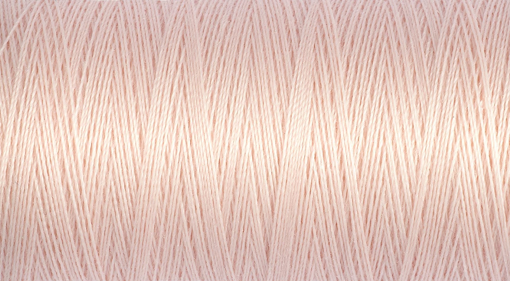 Gutermann Sew All Polyester Thread, 250Mtr, French Nude, 5.5 x 2.7 x 2.7 cm, (0658)