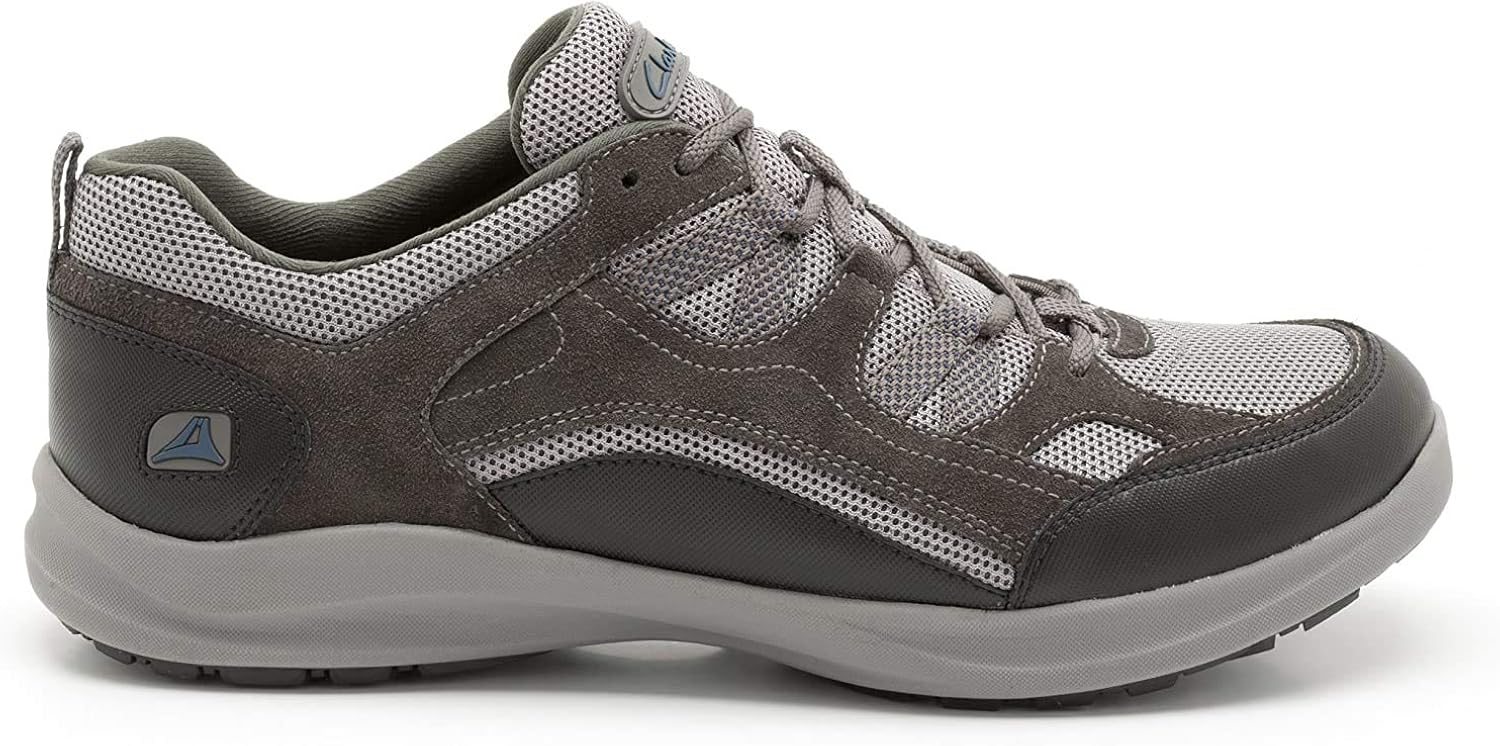 clarks wave trainers