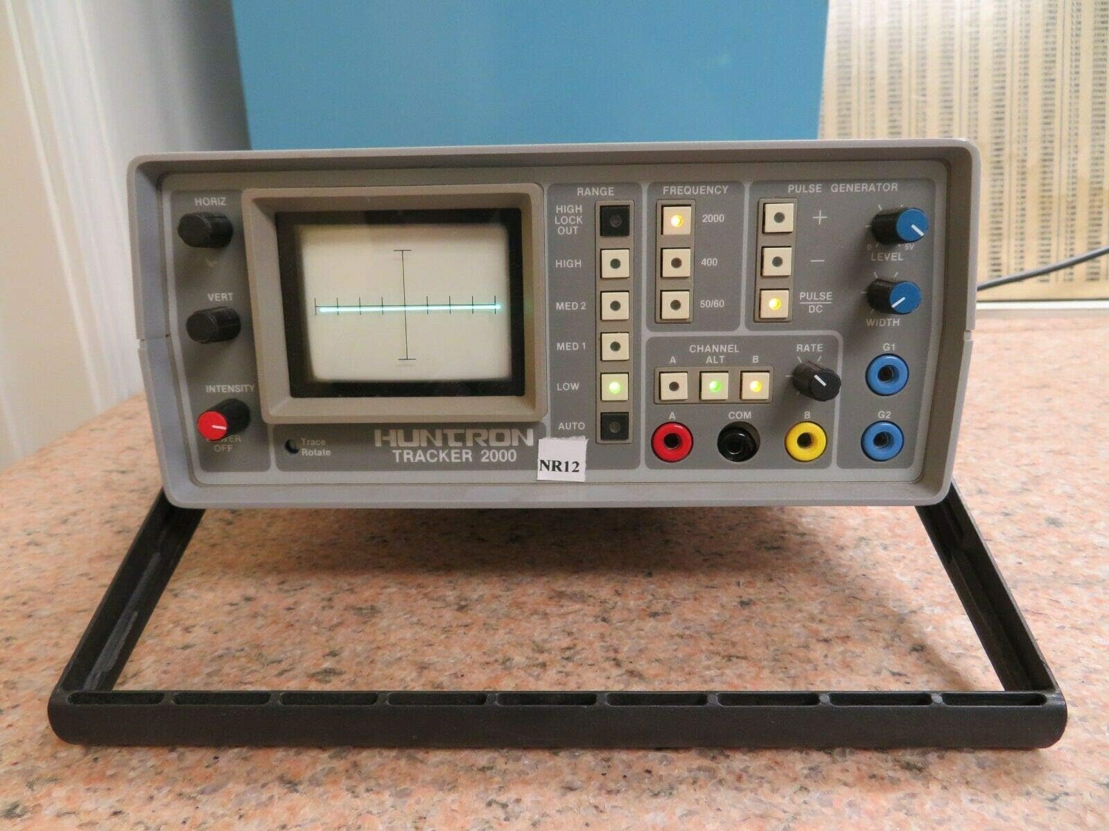 Huntron Tracker 2000 Electronic Component Tester Circuit Analyzer NR12