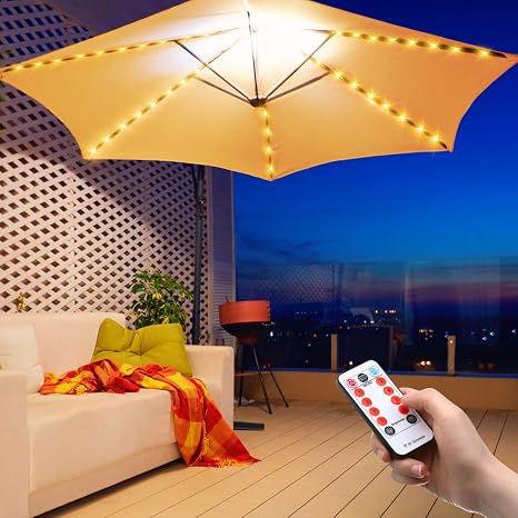 Lnlscle Luci a stringa per ombrellone da patio, 104 LED 8 modalità di illuminazione con telecomando, luci a palo per ombrellone da esterno impermeabili a batteria per ombrelloni da esterno