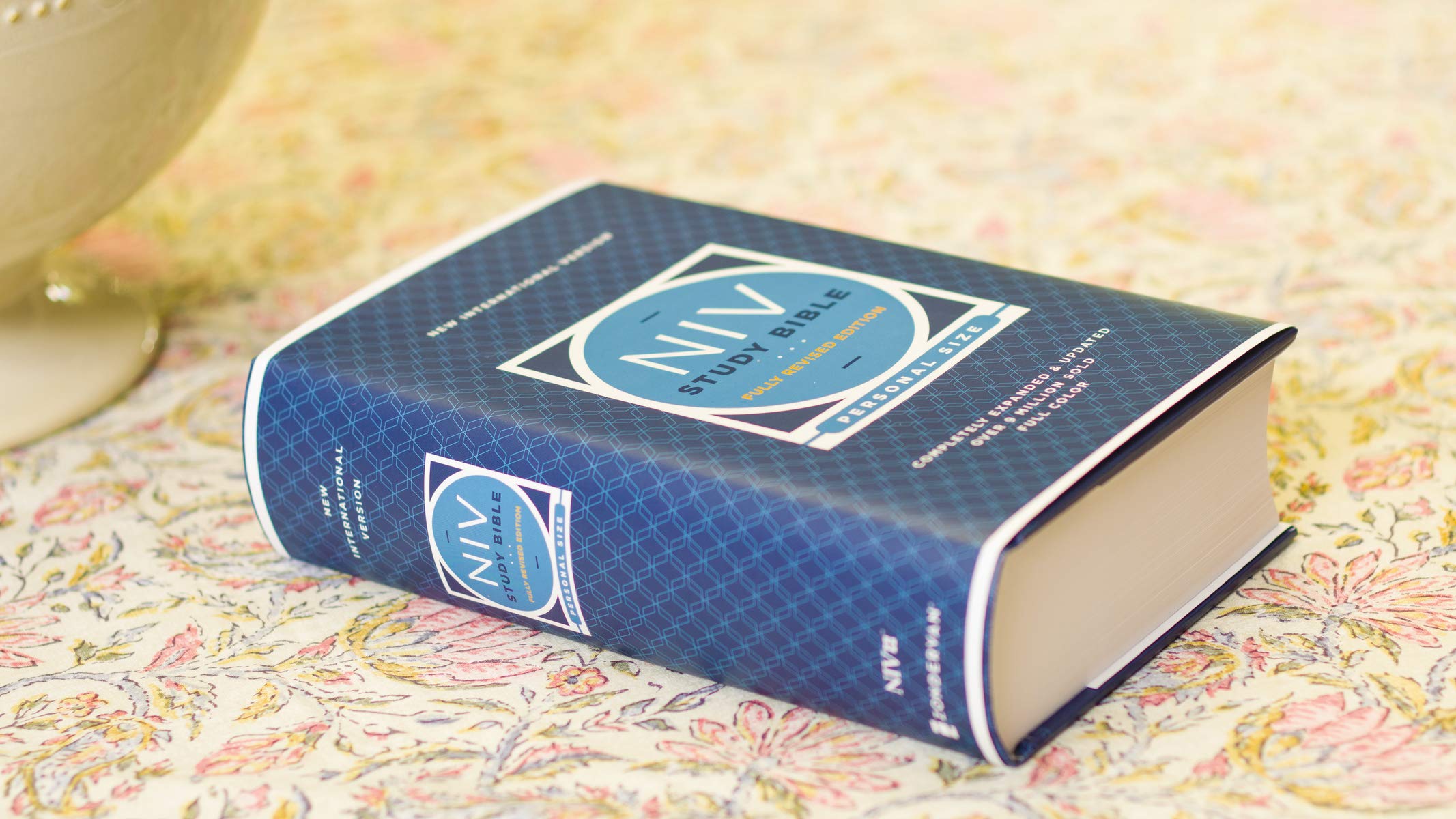 NIV Study Bible, Fully Revised Edition (Study Deeply. Believe Wholeheartedly.), Personal Size, Hardcover, Red Letter, Comfort Print