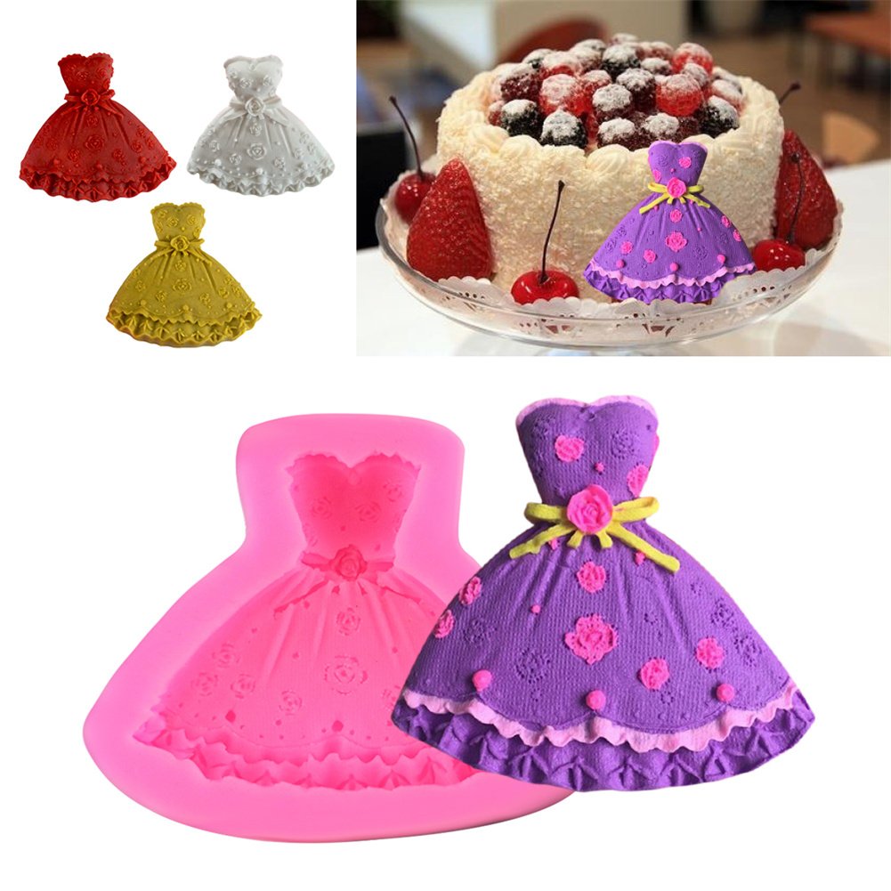 Moule Silicone En Forme De Robe De Mariée Pour Bougies, Savons, Chocolats - Décoration Mariage DIY - Dimensions 7.8x8.5 Cm