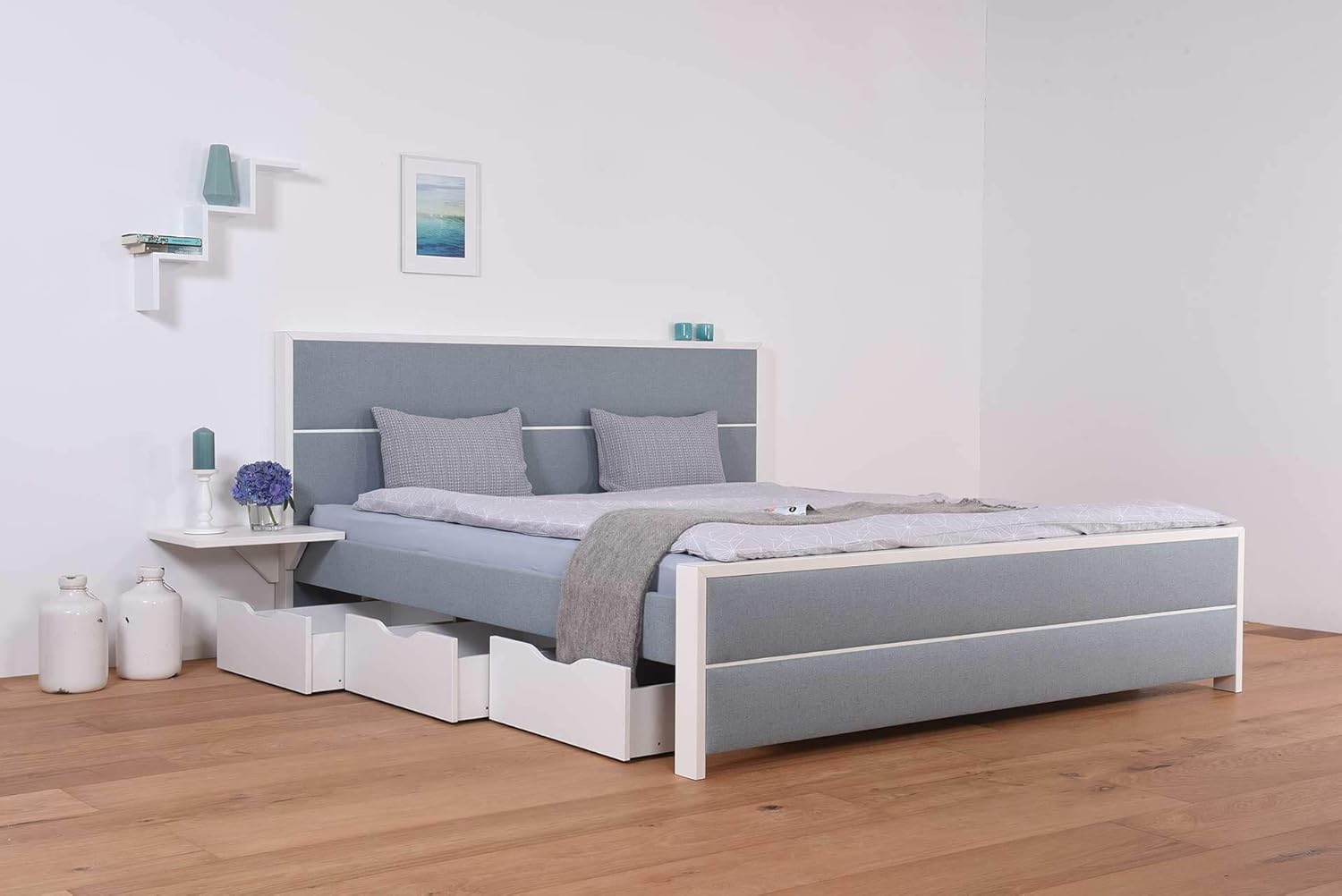 SuMa Wasserbett mit Schubkästen + Bettrahmen Duetto + Nachttischablage