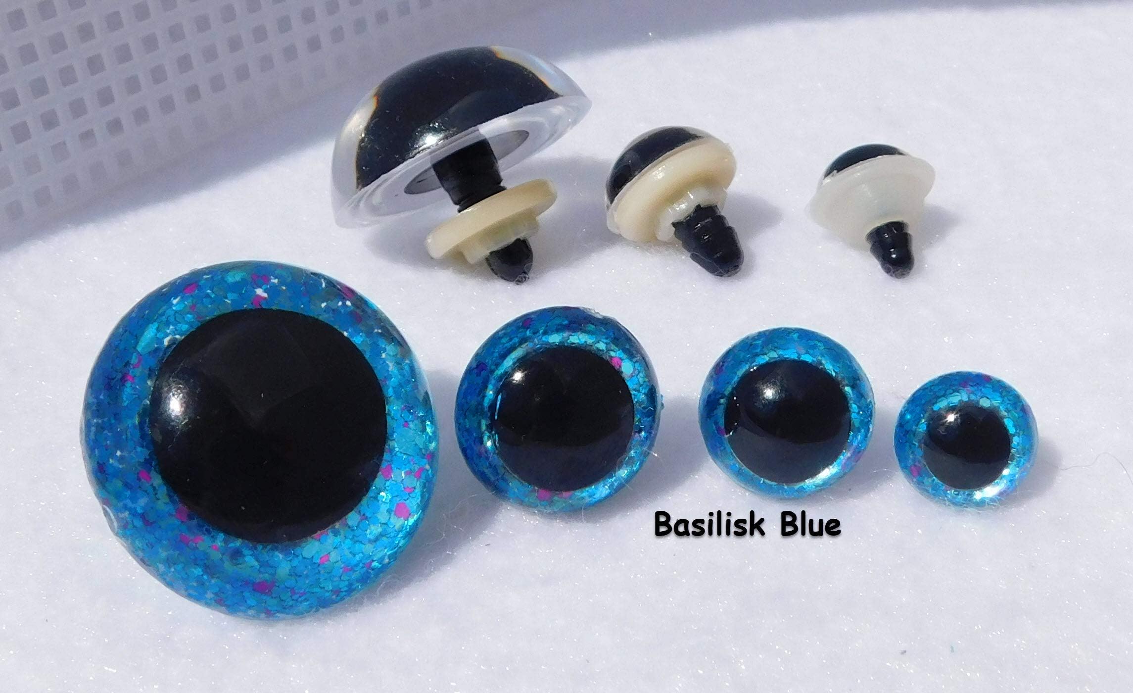 Safety Eyes Hand Painted Enchanted Series (24mm, Basilisk Blue)