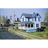 Walthers Cornerstone Aunt Lucy's House Train