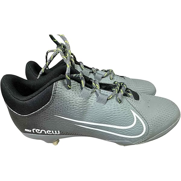 hibbett sports womens softball cleats