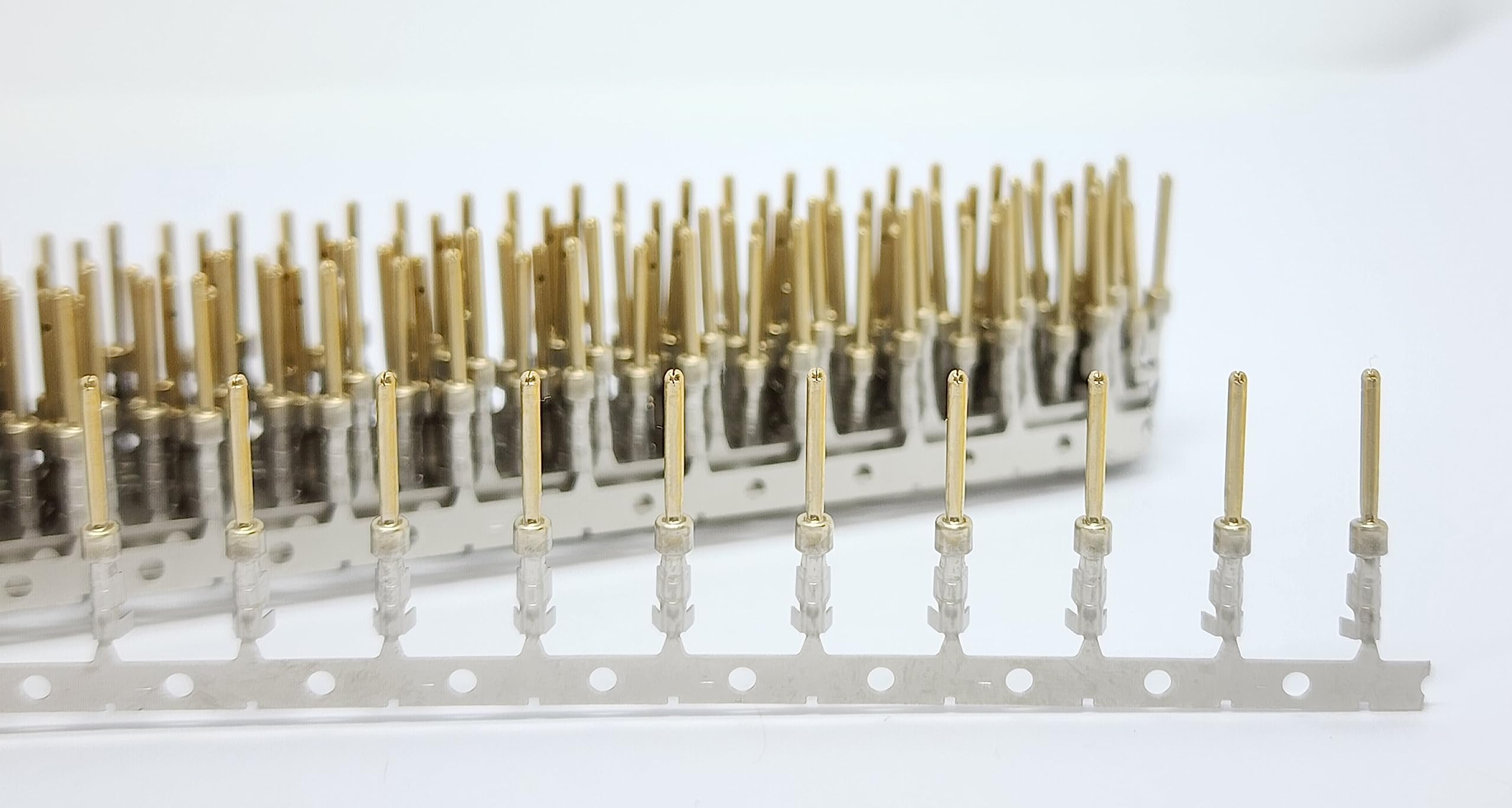 Connectors Pro D-Sub 2mm Male Crimp Pins, 200 Gold Tin Plated DB Male Crimp Connectors for DB9, DB25, DB37, DB15, DB50