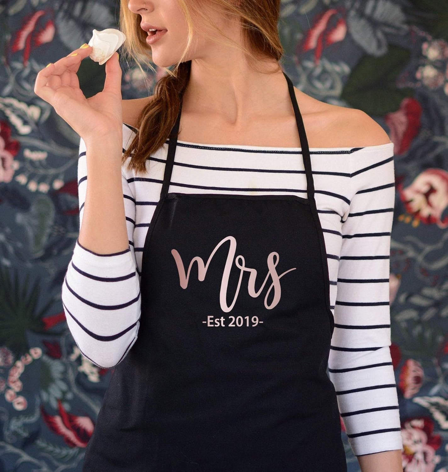 Mrs Personalised Apron with Est Date Couples Gift Ideas Wedding Date