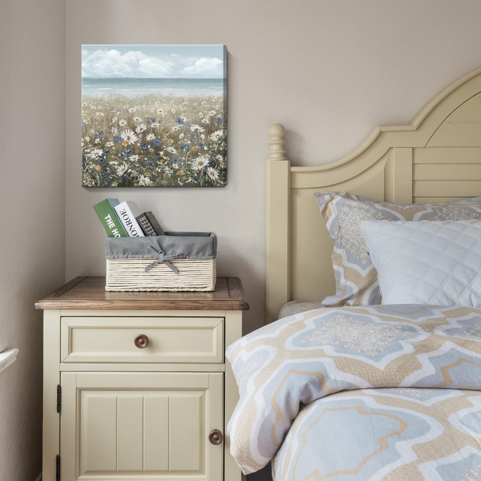 Canvas Wall Art Beach Floral Wall Picture Coastal Boho Farmhouse Daisy Flowers Nautical Sea Ocean Wildflowers Canvas Print Vintage Artwork for Small Rustic Bathroom Bedroom Living Room Office Décor