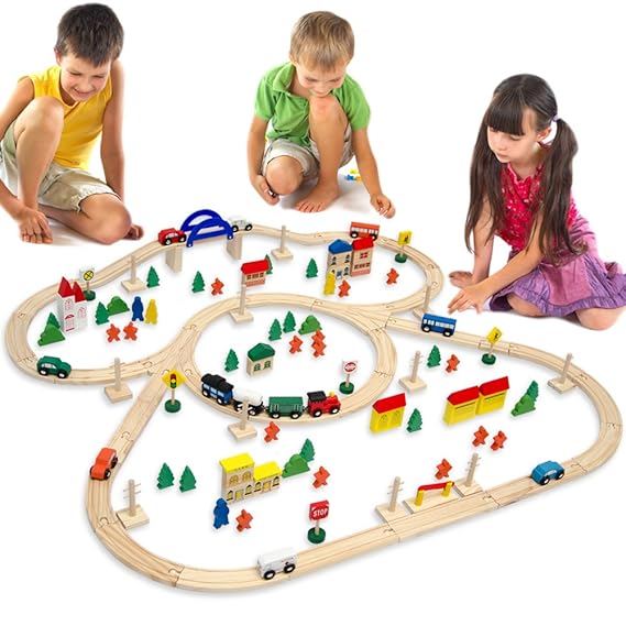 Eyepower Holzeisenbahn 130 Teile Spielzeug-Eisenbahn inkl. Zubehör Holz-Eisenbahn-Set 5 Meter Schienenlänge