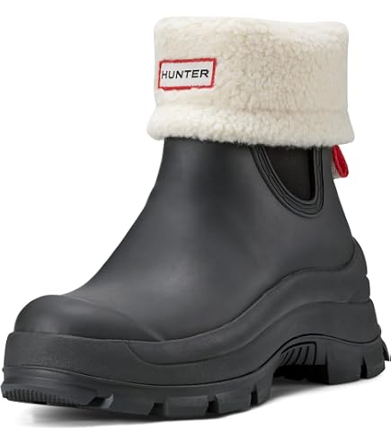 Amazon.com | Hunter Wanderer Short Sherpa Snow Boot White Willow