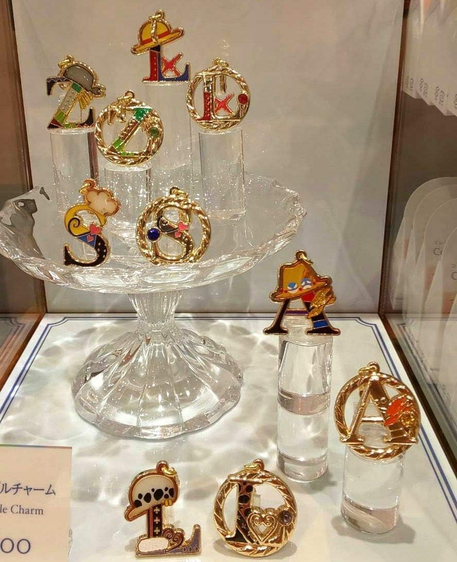 Amazon Co Jp ロー 帽子 イニシャル プレシャス コレクション コレクタブルチャーム ワンピース 19 Usj ユニバーサルスタジオ ホビー 通販