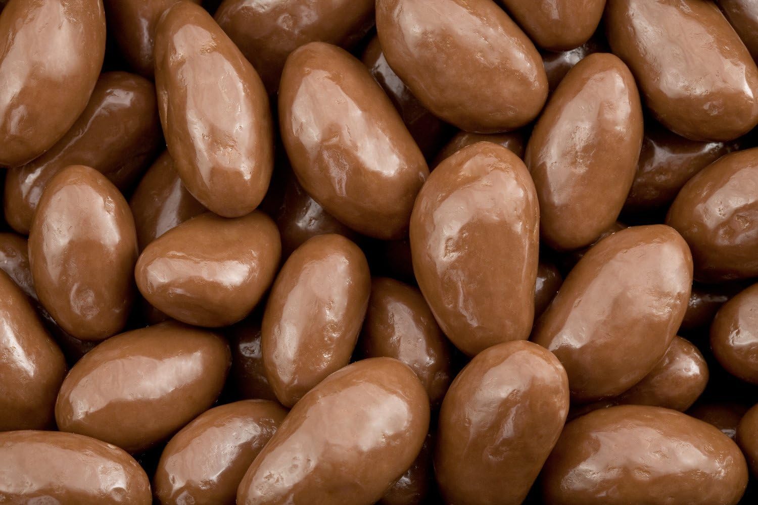 Milk Chocolate Brazils 1 kilo bag