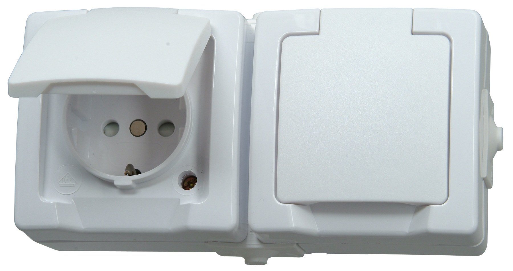 Kopp Nautic 137002003 Double Protective Contact Socket with Hinged Lid and Increased Touch Protection, Surface-Mounted Wet Room, Horizontal, 16 A, 250 V/AC, IP44, Arctic White