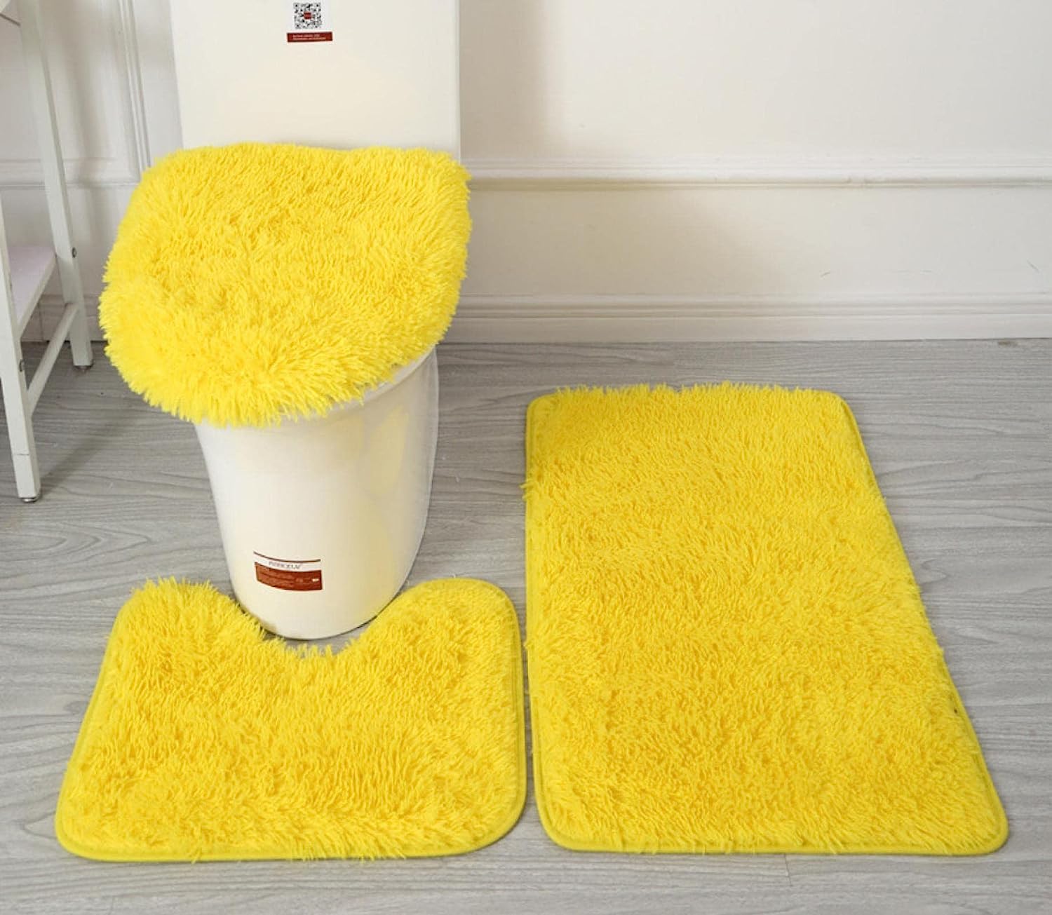 sigaer Soft Microfiber Bathroom Rugs Sets 3 Piece, Bath Rug + Contour Mat + Toilet Seat Cover, Non-Slip Bathroom Rugs with PVC Point Flannel Backing, Water Absorbent Solid Yellow
