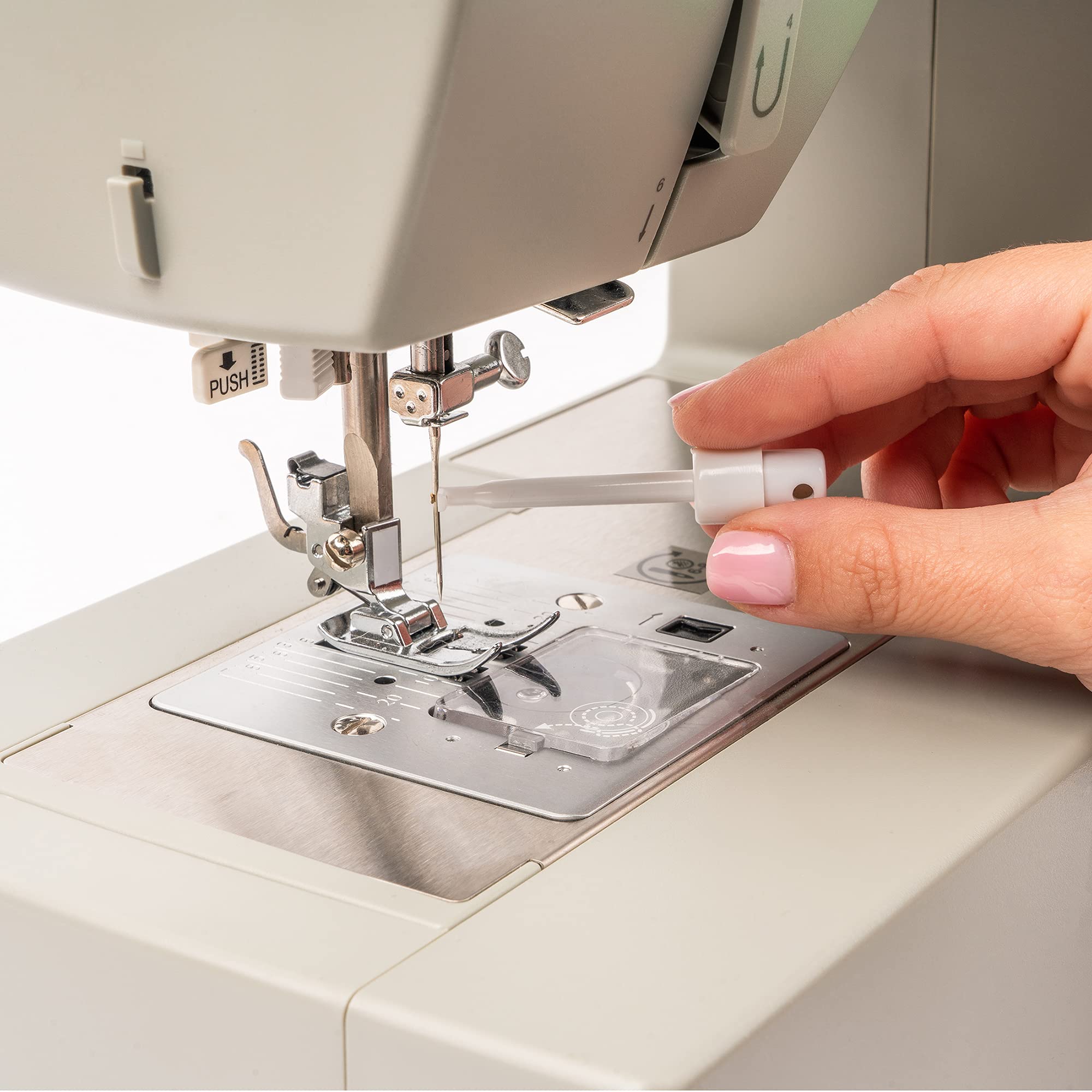 SINGER 00798 Universal Sewing Machine Needle Inserter, Blue