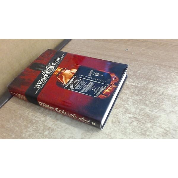 Motley Crue: A Visual History, 1983-2005 by Neil Zlozower (2009-08