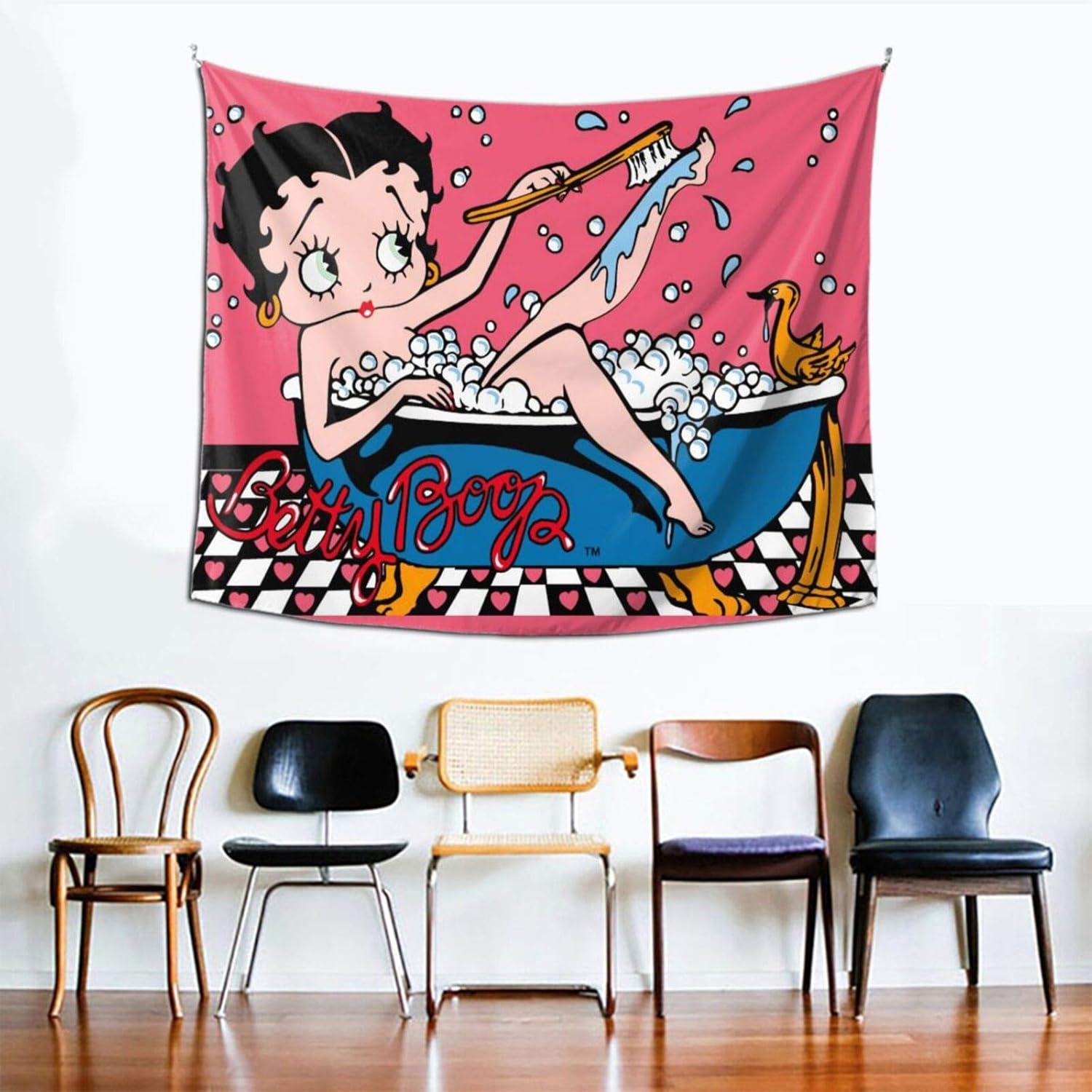 Amazon Co Jp ベティ ブープは浴槽で洗っ タペストリー 大判 抗菌防臭 壁掛け インテリア おしゃれ モダンなアート 布ポスター 壁飾り 多機能 家 リビングルーム ベッドルーム 部屋飾り お店 雑貨 個性ギフト ホーム キッチン