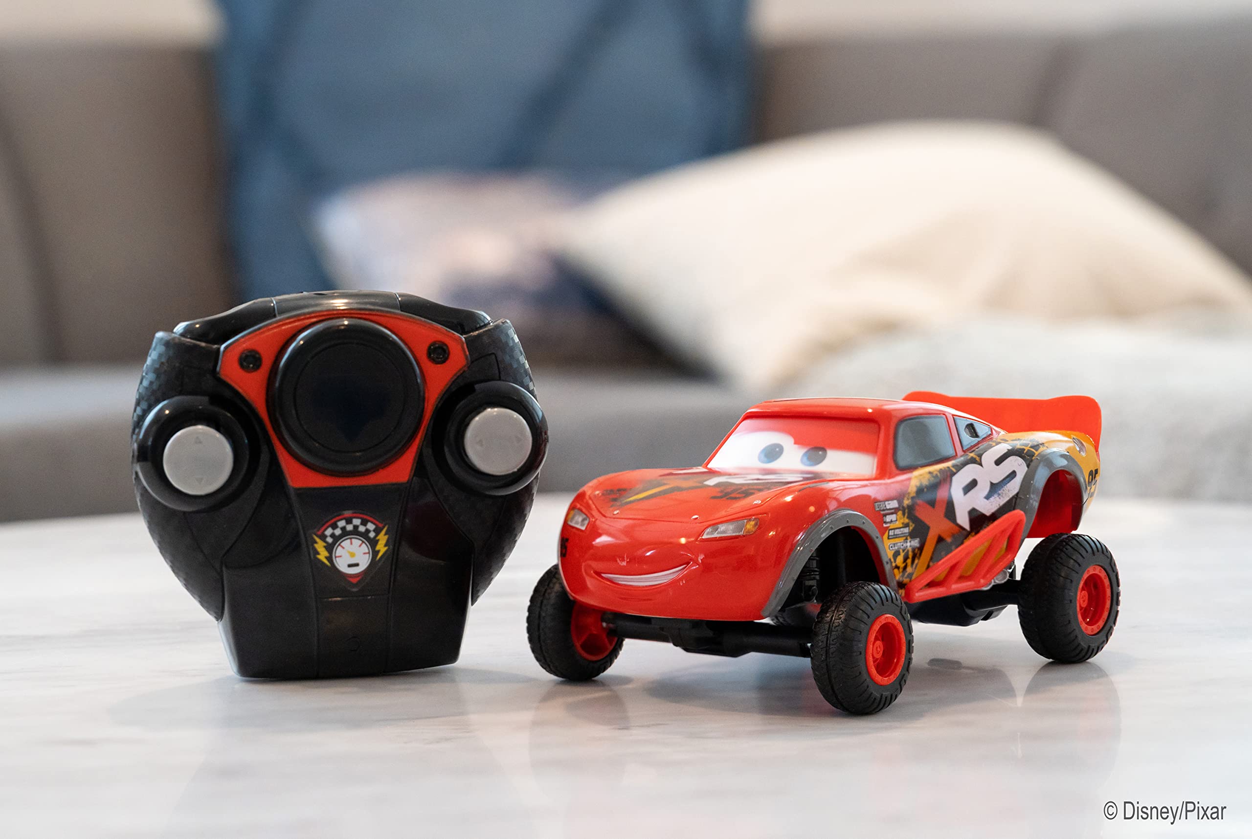 Mua Dickie Toys : Disney Pixar Cars 1:24 Lightning McQueen XRS RC ...