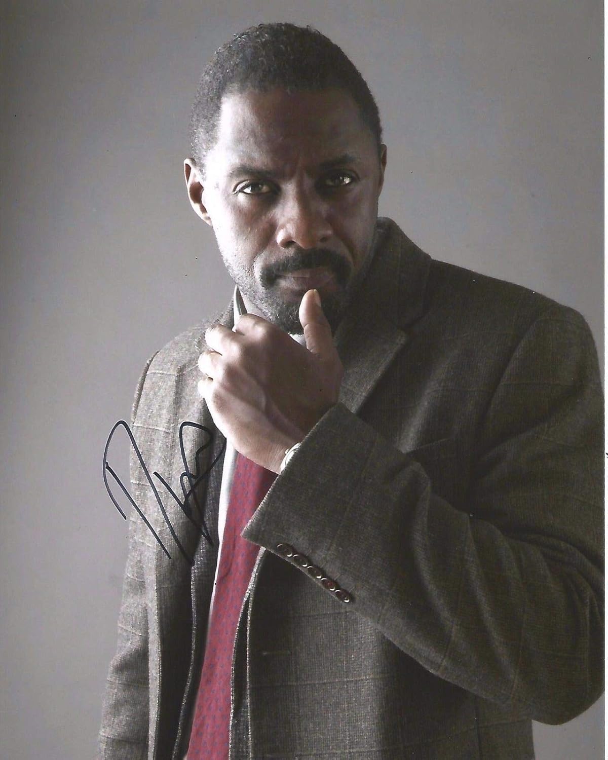 Photographs - Photo Idris Elba Autograph Signed 8 x 10