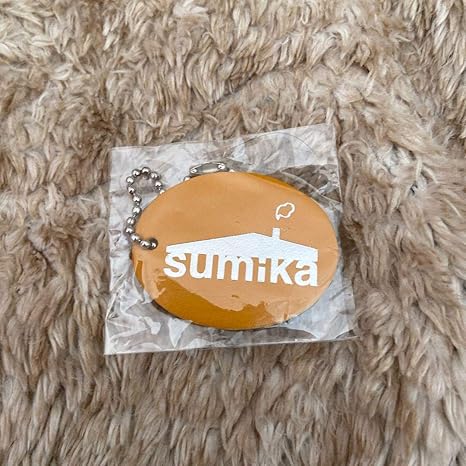 Amazon Sumika ロゴキーホルダー オレンジ アイドル 芸能人グッズ 通販
