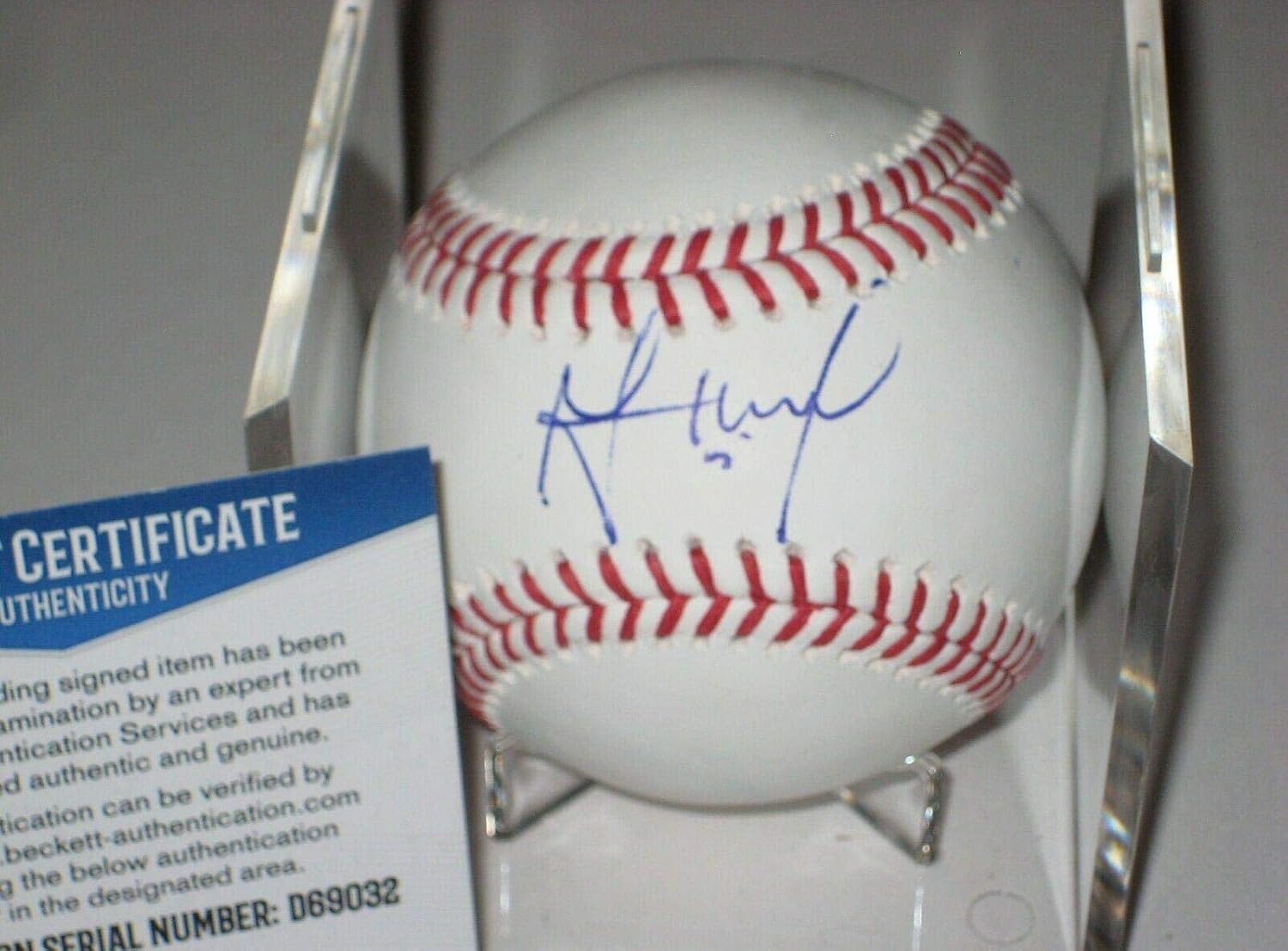 altuve autographed baseball