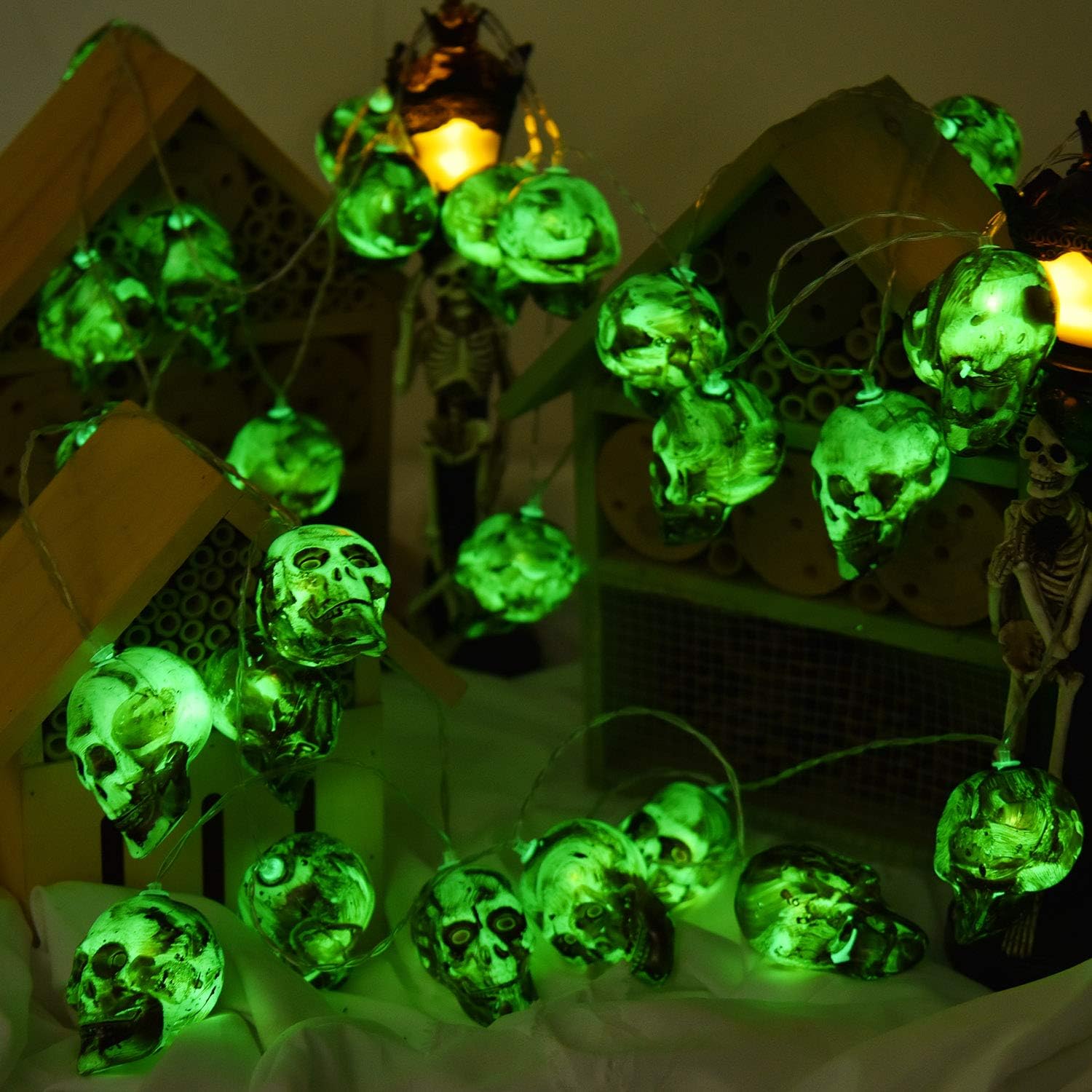 30 LED Halloween Skull String Lights, 8 Modes Fairy Lights with Remote, 16.4ft Waterproof Battery Operated Halloween Lights for Outdoor Indoor Party Bar Halloween Decoration: Home Improvement