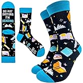 Cusrtyh Do Not Disturb I'm Reading Novelty Funny Breathable Printed Cotton Socks, Unisex Cozy Knitted Crew Socks, Gifts for Books Lover Reader Writers, Teen Teacher Students, Graduation Gifts