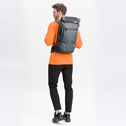 aevor rolltop black