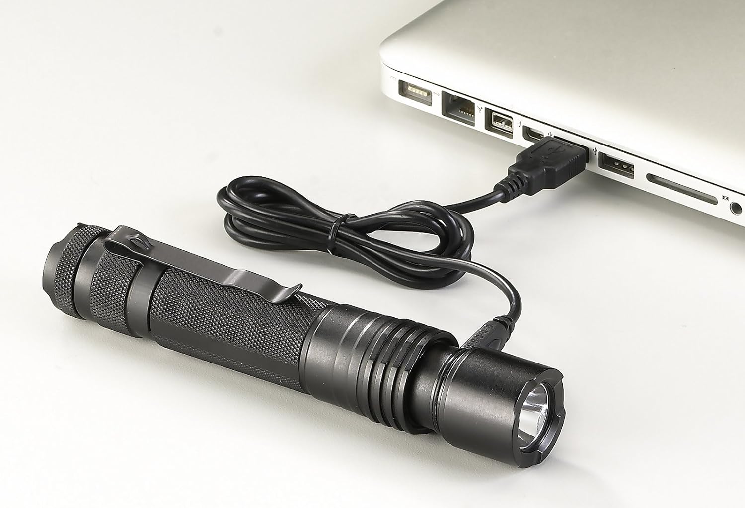Streamlight 88054 ProTac HL USB 1000 Lumen Professional Tactical Flashlight with High/Low/Strobe with USB Charger - 1000 Lumens, Black - - 