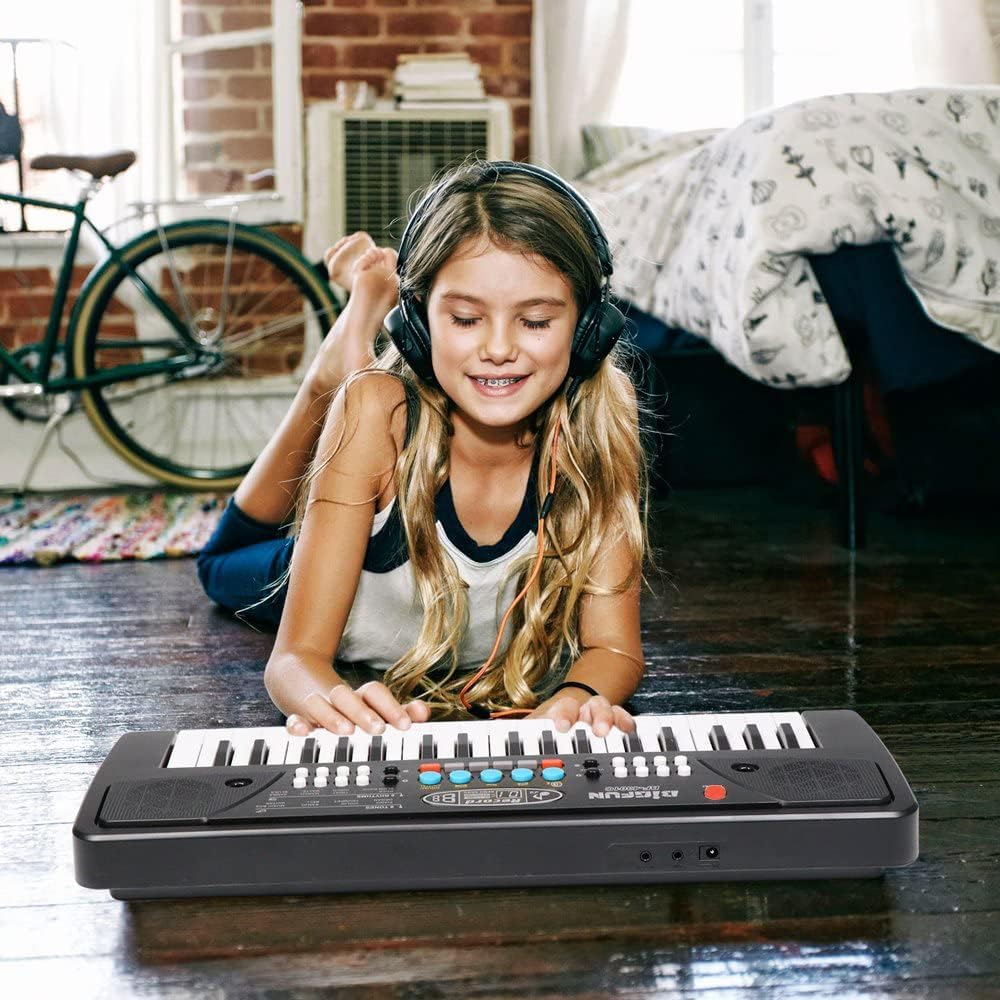 LeeQee Black 37 Keys Kids Piano Keyboard, Portable Electric Musical Instruments Piano with Microphone, Learning Educational Gifts Toys for Age 3 4 5 6 7 8 9 Years Old Boys Girls Toddlers