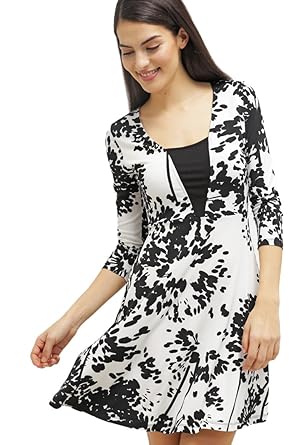 Abito da cocktail bianco e nero