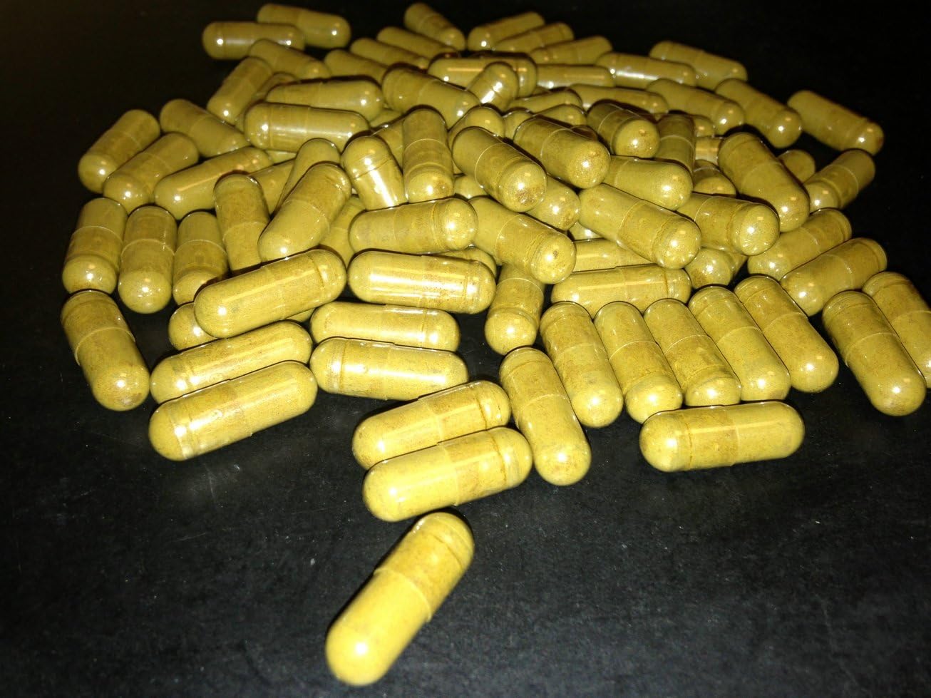 Epimedium Horny Goat Weed Extract Powder 400 mg x 100 Capsules, 20% Icariin, for Men Health: Health & Personal Care