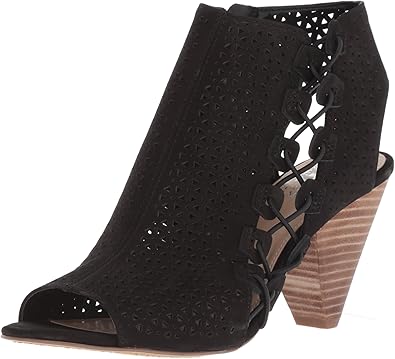 vince camuto elanso sandal amazon