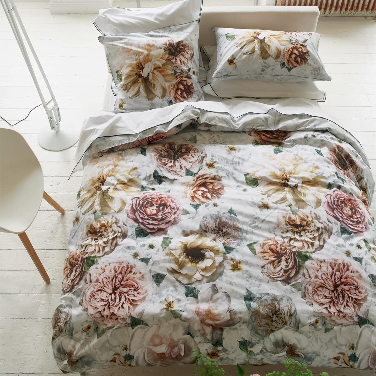 Printed Cotton Percale Duvet Cover, Pahari Tuberose, 240 x 220 cm, Designers Guild