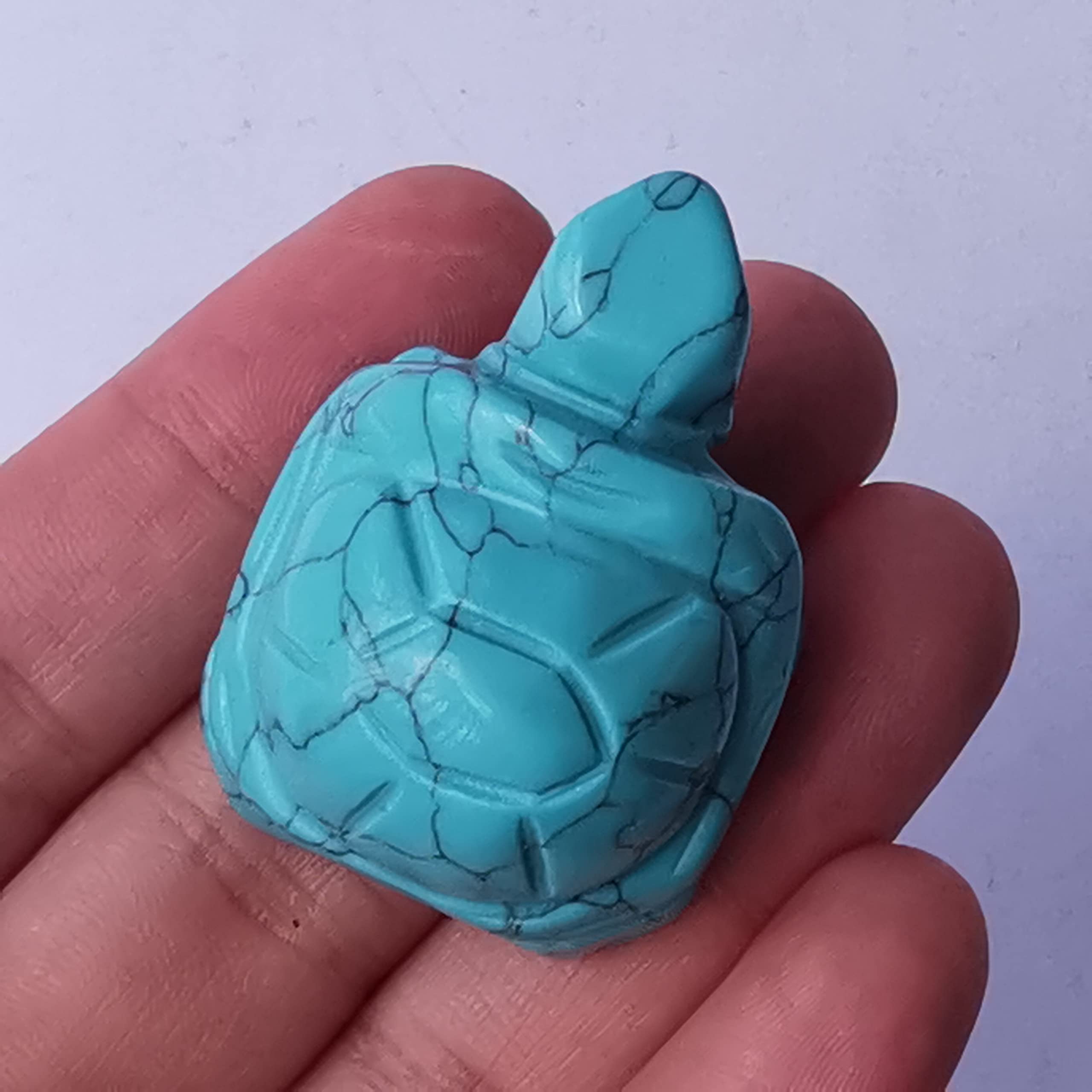Manekieko Synthetic Green Howlite Turquoise Tortoise Crystals and Healing Stones, 35mm Carved Animal Collectible Sculpture Fengshui Healing Crystal