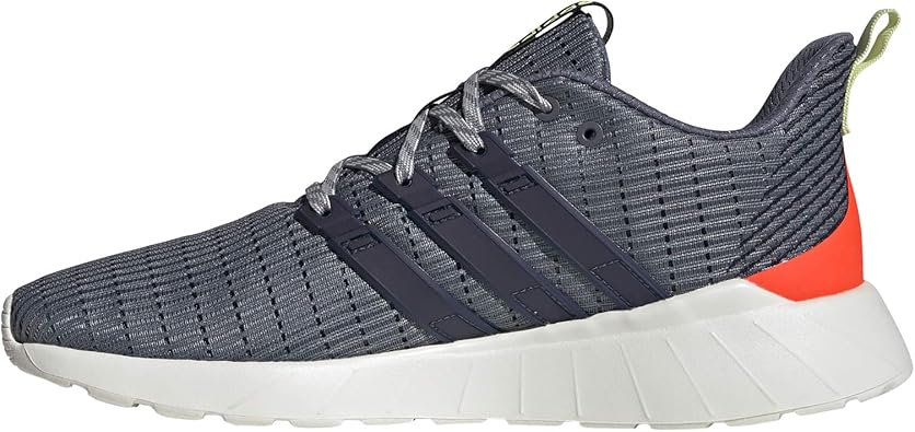 men's questar flow sneaker