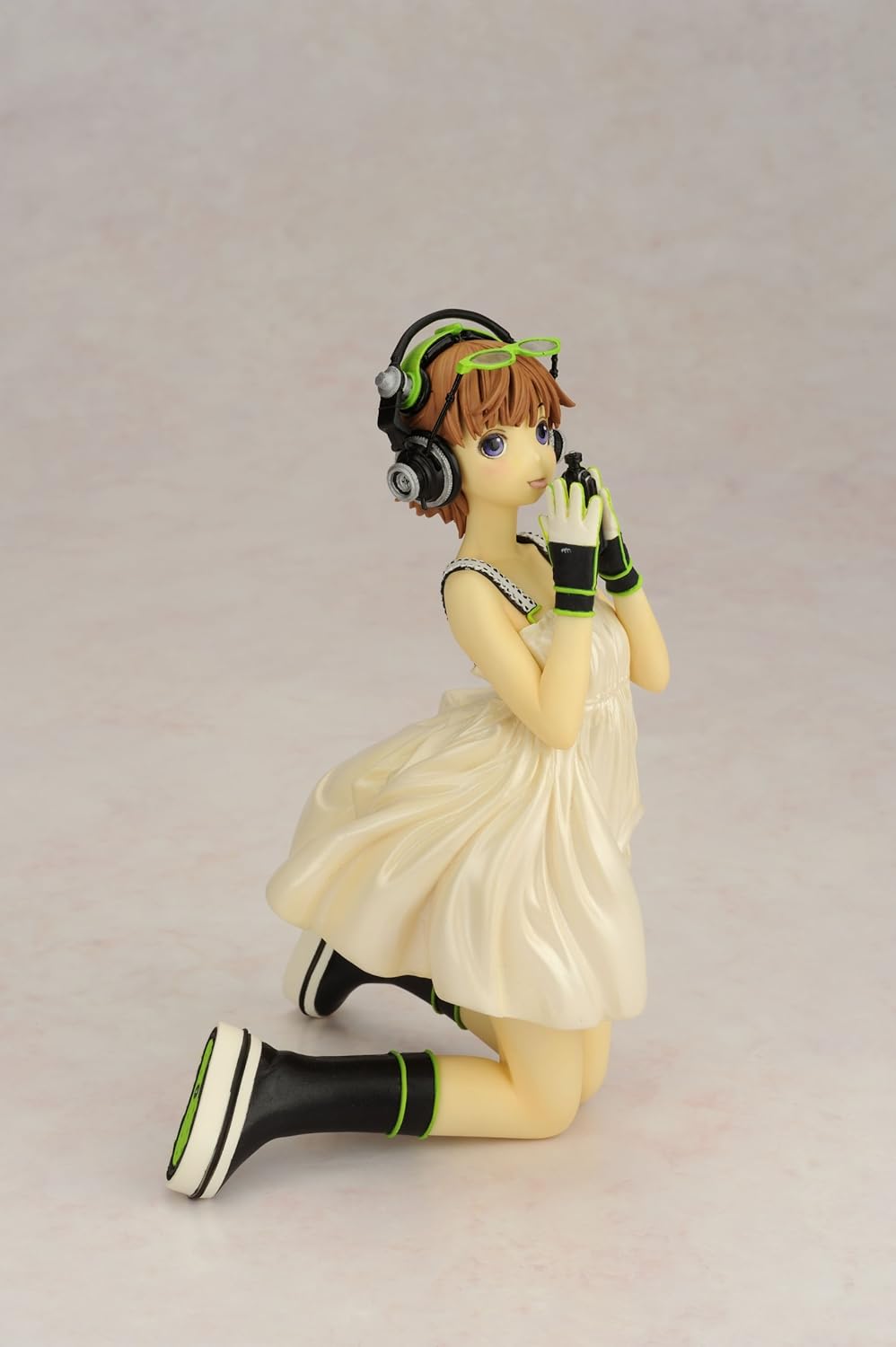 Amazon 村田蓮爾 ヘッドフォン少女 1 7スケール Pvc製塗装済み完成品 フィギュア ドール 通販 Amazon 村田蓮爾 ヘッドフォン少女 1 7スケール Pvc製塗装済み完成品 フィギュア ドール 通販