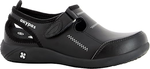 comfortable shoes for medical professionals