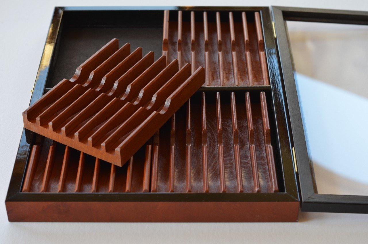 ThiersIssard Deluxe Elm Straight Razor Storage Display Case, 28 Slot Buy Online in UAE. Hpc
