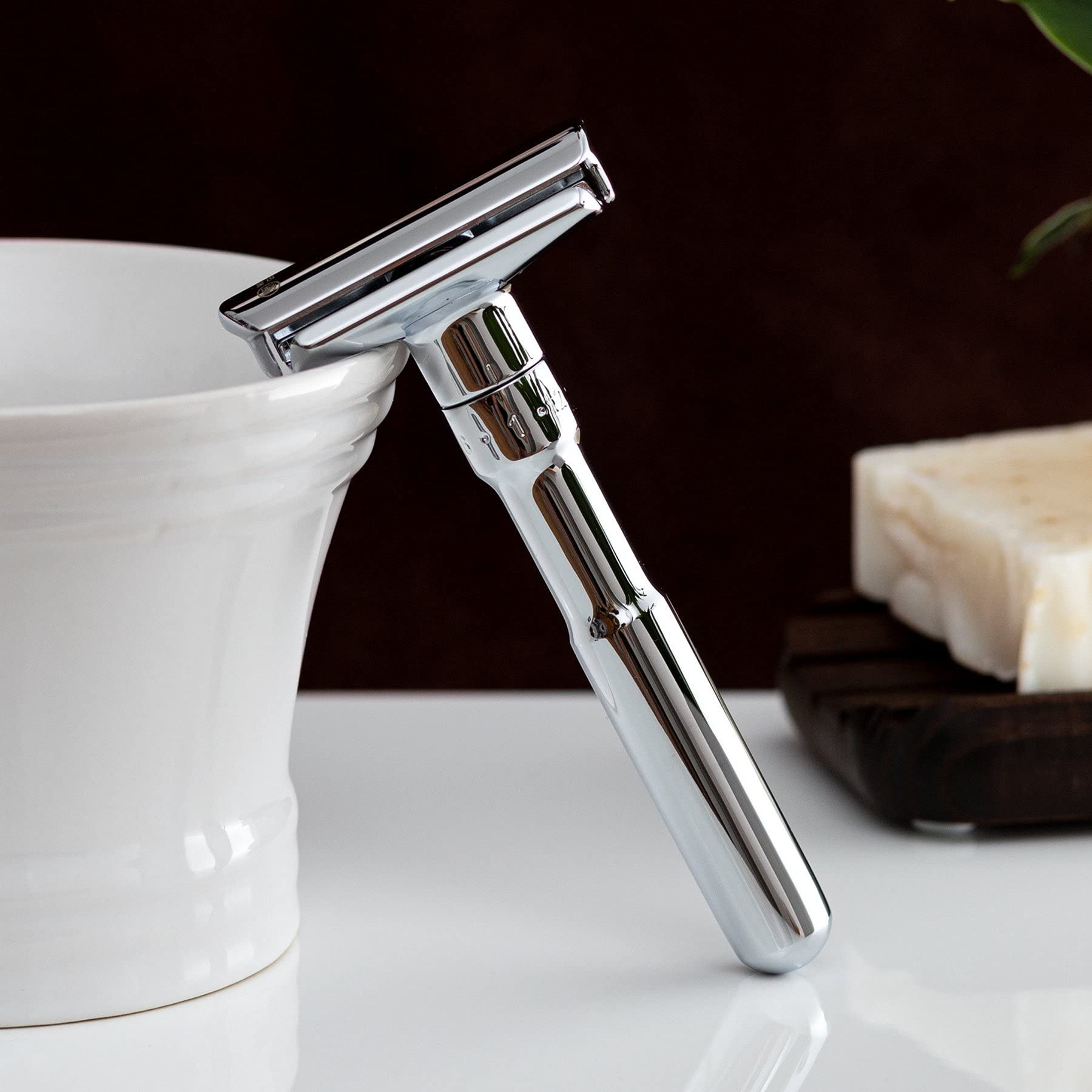 Merkur FUTUR Adjustable Safety Razor, Chrome Finish, MK701001