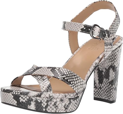 Amazon Com Naturalizer Women S Mia Heeled Sandal Heeled Sandals
