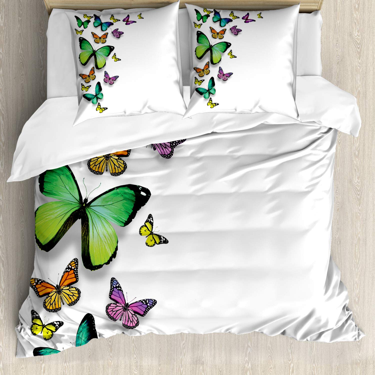 ABAKUHAUS Butterfly Duvet Cover Set, Different Size Butterflies on Plain Background Wild Nature Graphic Bohemian Print, Bedding Set 3 Pieces with 2 Pillow Shams, 155 cm x 220 cm, Multicolor Green — image 1