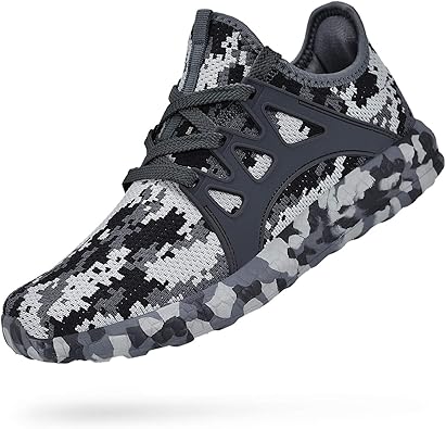 black slip resistant tennis shoes