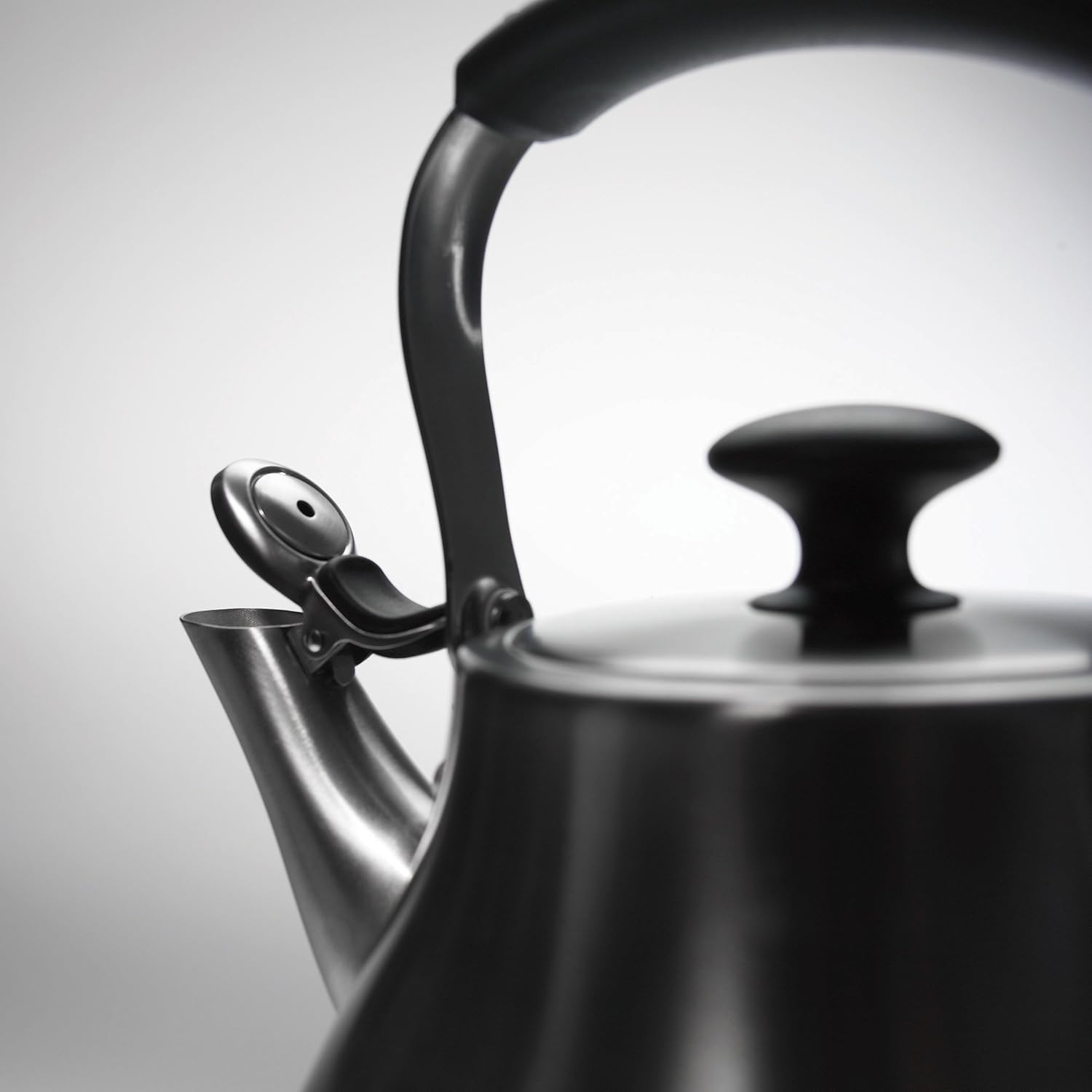 Top 5 Stovetop Tea Kettles for Your Tea Time Ritual
