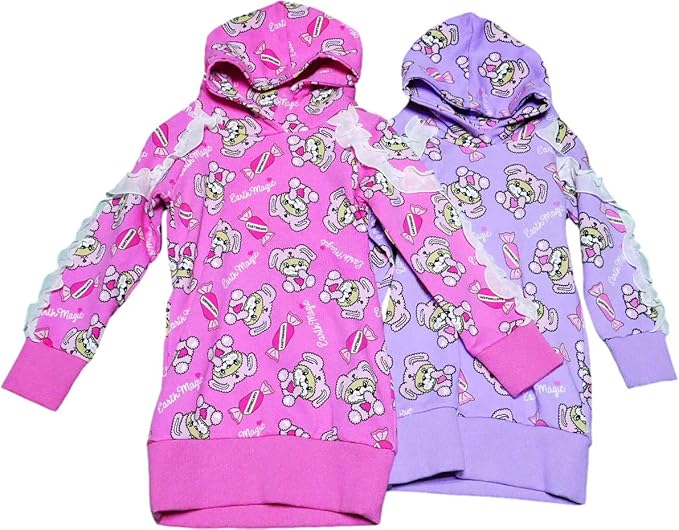 Amazon アースマジック Earthmagic Suzuyaステッカー付 きぐるみマフィー総柄 フード付き トレーナーワンピース 19秋冬 トレーナー パーカー 通販