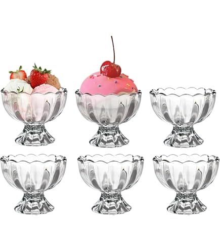 skull wine glass Skull and Crossbones Engraved Wine Glass main image 1